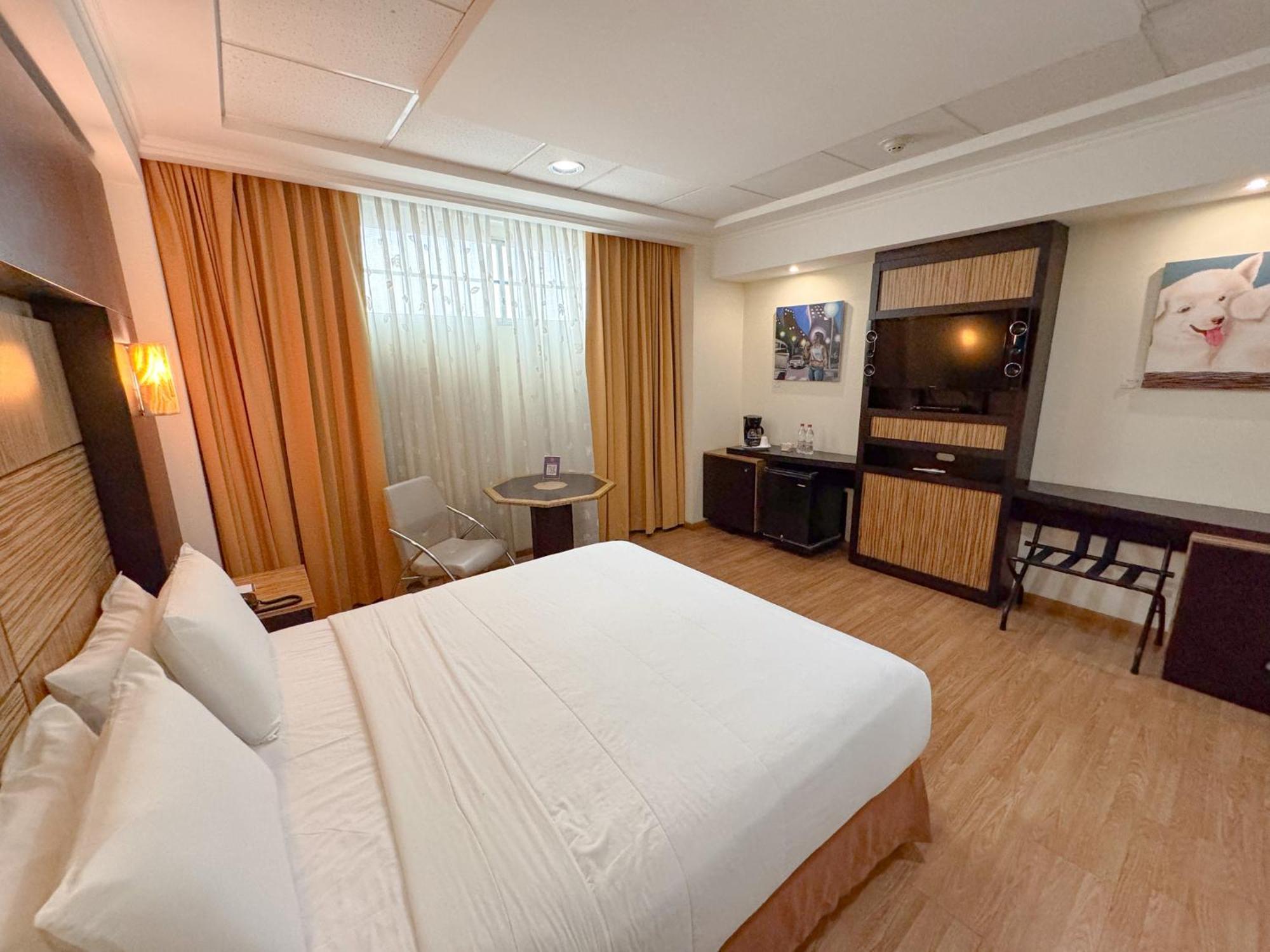 Gh Galeria Hotel Guayaquil Exterior foto
